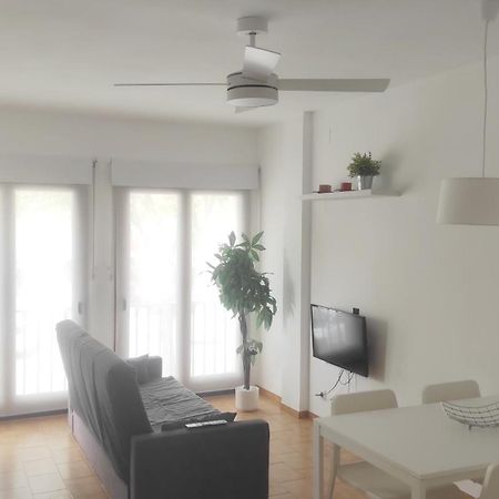 Apartamento Renovado, Luminoso, A 300M De La Playa Appartement Empuriabrava Buitenkant foto