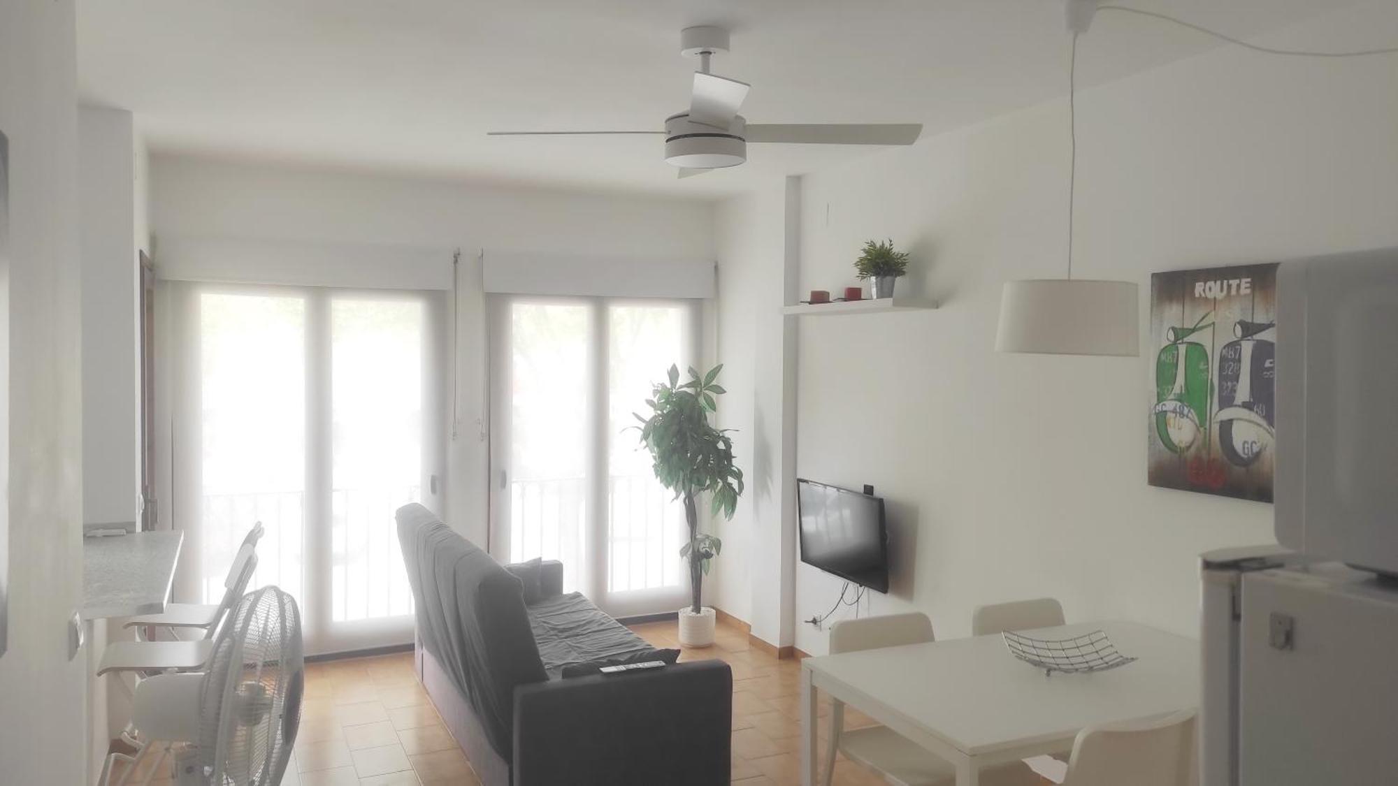 Apartamento Renovado, Luminoso, A 300M De La Playa Appartement Empuriabrava Buitenkant foto